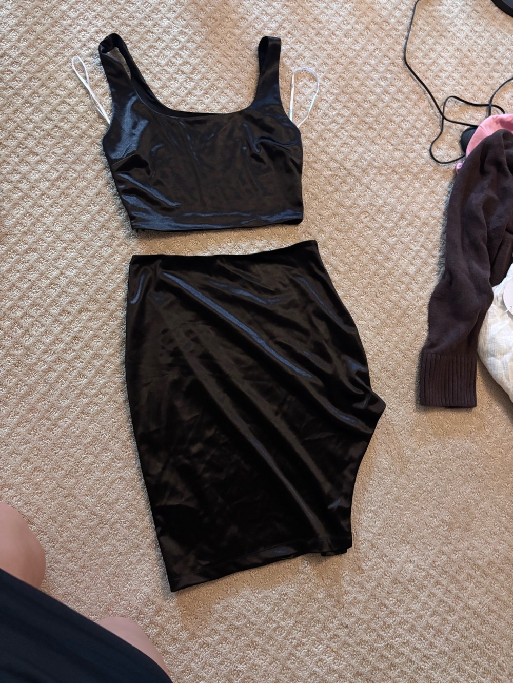 Lulu's Black Satin High-Waist Pencil Skirt